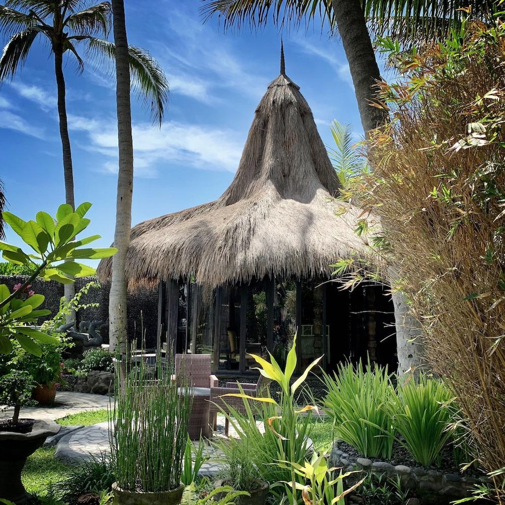 Most Exotic Beachfront Villa Keong Selemadeg Extérieur photo
