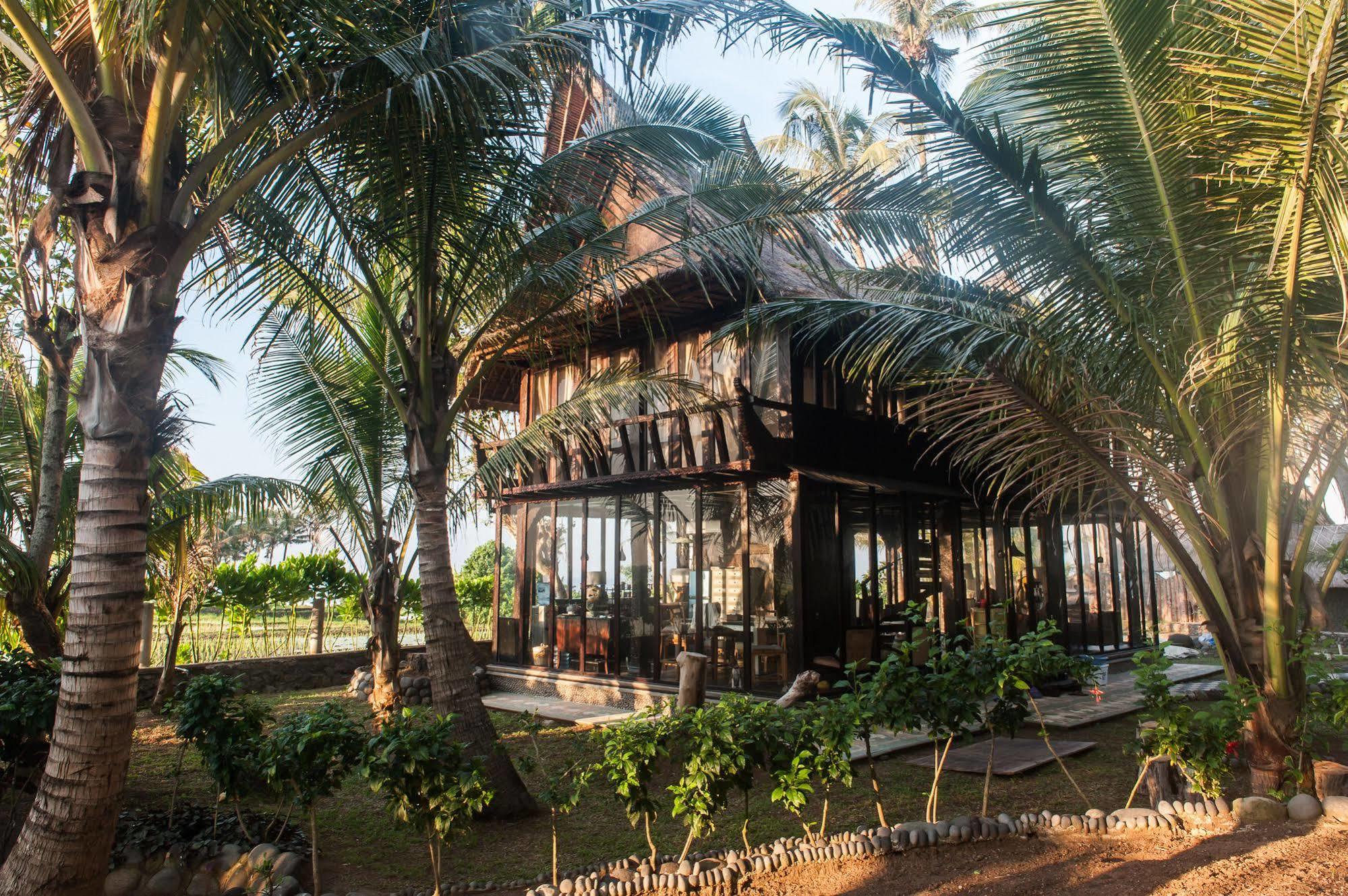 Most Exotic Beachfront Villa Keong Selemadeg Extérieur photo